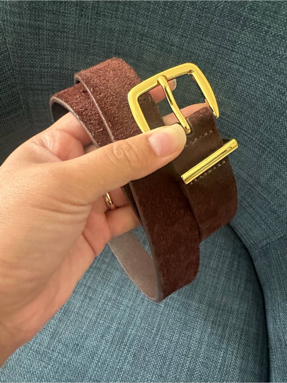 Madewell The Essential Suede Belt with Gold-toned hardware